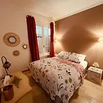 Centre San Peire Apartment *